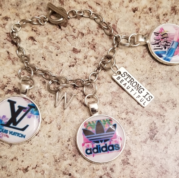 Jewelry - Picture 12 of 16